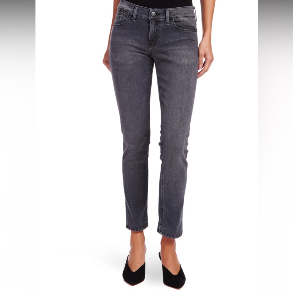 Mott and Bow Slim Straight Allen Jeans, NWOT